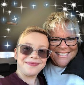 Meet your Posher, Debbie